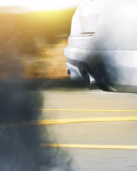 fumée noire voiture